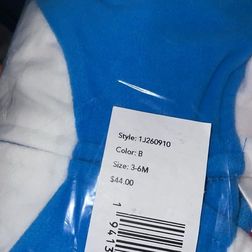 ⭐️3-6 Months Carters Baby Boys or Baby Girls Shark Costume NWT⭐️